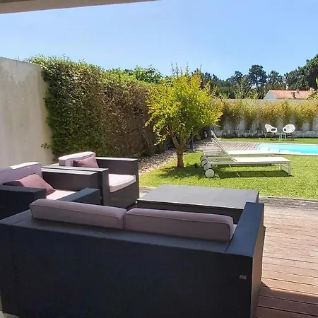 Villa Meco Beach House *